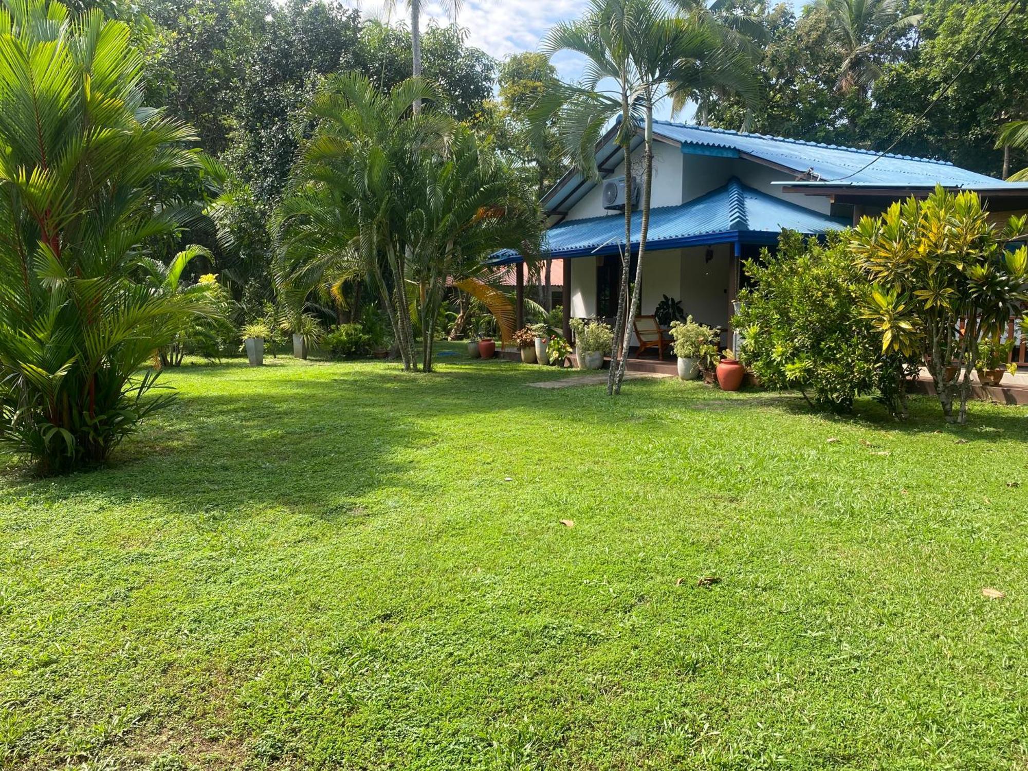 See Turtle Villa Тангале Екстериор снимка